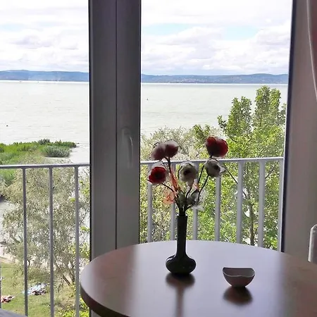 아파트 Club218 Viktoria Wellness Apartman *