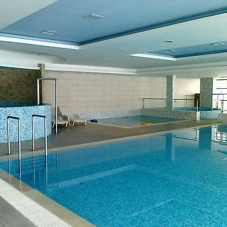 Club218 Viktoria Wellness Apartman 시오포크